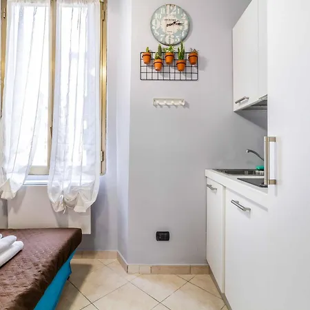 Διαμέρισμα Domusmi Alessi *